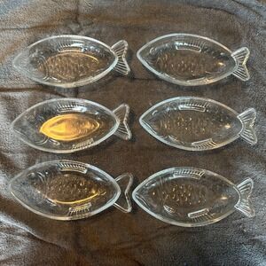 Set Of 6 Vintage MCM Clear Glass Embossed Fish Shaped Bowls Plates Dishes 8.5X4"